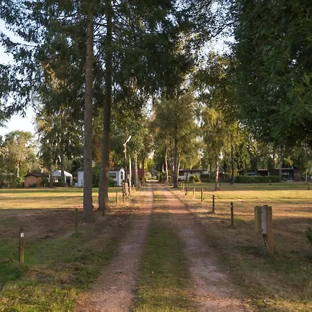Verblijfpark Tulderheyde Kamp alanı *